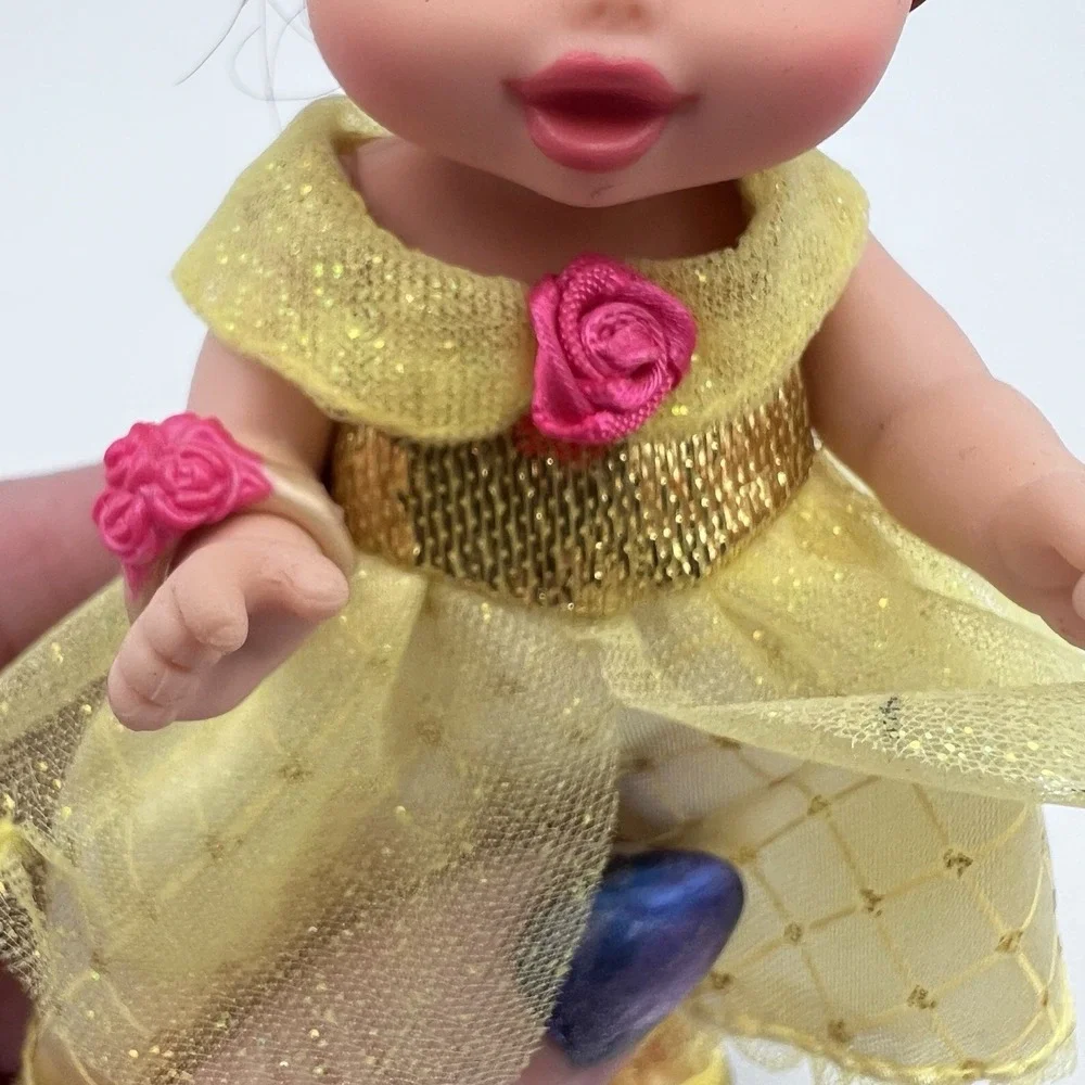 Vintage Disney Enchanted Nursery 2005 Mattel Beauty And The Beast Dolls Belle 5